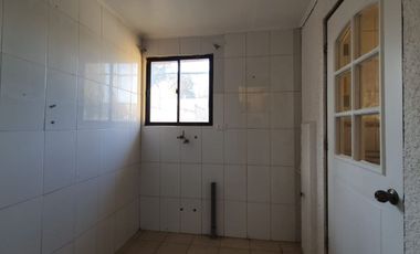 Se Arrienda Casa Amplia Para Familias Grandes, En Peñaflor