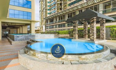 FOR LEASE: ELEGANT 2BR 28TH FLOOR UNIT WITH BREATHTAKING BAY