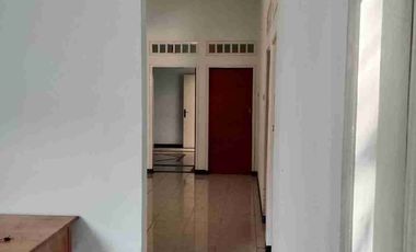 disewakan rumah di bumi Kopo kencana bandung