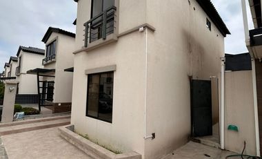 Alquilo casa en Los Prados