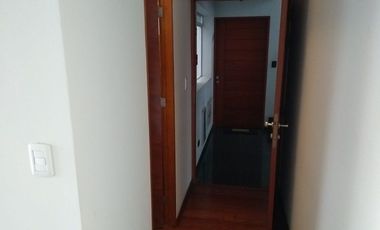 VENDO DEPA VACIO, MUY COMPLETO, E IMPECABLE EN AV. VELASCO ASTETE, CHACARILLA - SURCO