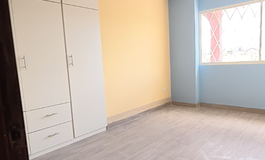 Venta de casa en Santa Lucía sector laguna de Yambo