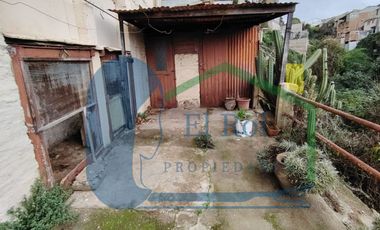 OPORTUNIDAD, AMPLIA CASA EN PLAYA ANCHA