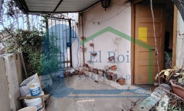 OPORTUNIDAD, AMPLIA CASA EN PLAYA ANCHA