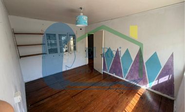 OPORTUNIDAD CASA PARA REMODELAR