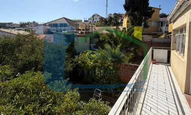 OPORTUNIDAD CASA PARA REMODELAR