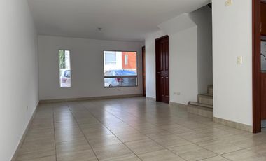Casa en Venta Pomasqui, conjunto Alcázar de Toledo II, Quito Ecuador