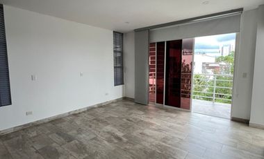 Casa semicampestre en renta en el norte de Armenia