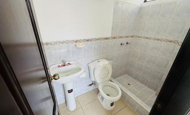 Alquilo casa en Villa Club