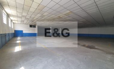 RENTA de bodega y oficinas en San Francisco Totimehuacan, Puebla