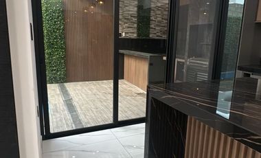 ALQUILO CASA EN URB. EL CONDADO VICOLINCI