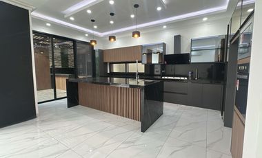 ALQUILO CASA EN URB. EL CONDADO VICOLINCI