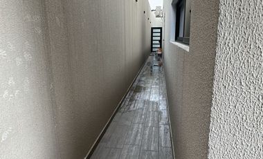 ALQUILO CASA EN URB. EL CONDADO VICOLINCI