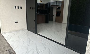 ALQUILO CASA EN URB. EL CONDADO VICOLINCI