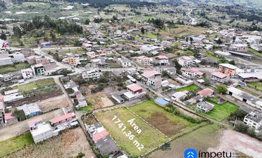 En venta terreno urbano en sector Congoya - Belén a pocos metros del redondel del plateado