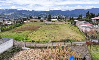En venta terreno urbano en sector Congoya - Belén a pocos metros del redondel del plateado