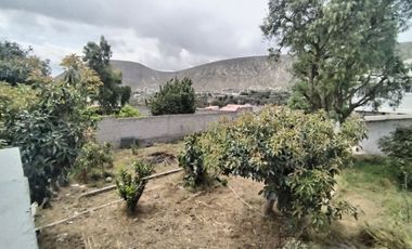 Casa en venta con habitación en planta baja y suite en la Mitad del Mundo