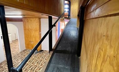 Casa esquina de 3 pisos en arriendo, Talagante