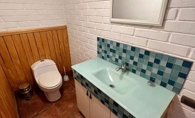 Casa esquina de 3 pisos en arriendo, Talagante