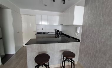 ALQUILO MODERNO DPTO AMOBLADO  1 DORMITORIO VISTA INTERNA C/COCHERA