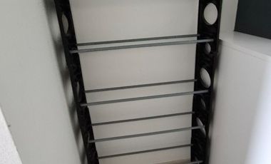 ALQUILO MODERNO DPTO AMOBLADO  1 DORMITORIO VISTA INTERNA C/COCHERA