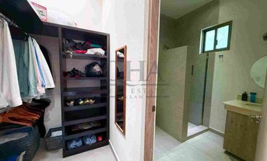 se renta o vende casa en residencial cumbres Cancún