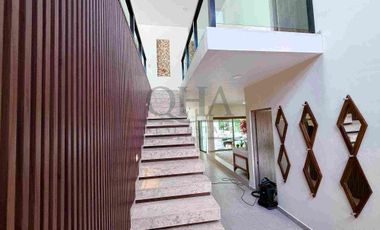 se renta o vende casa en residencial cumbres Cancún