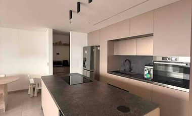 VENTA HERMOSO APARTAMENTO DUPLEX, LOMA LOS MESA