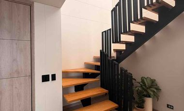 VENTA HERMOSO APARTAMENTO DUPLEX, LOMA LOS MESA