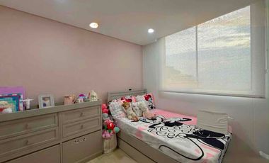 VENTA HERMOSO APARTAMENTO DUPLEX, LOMA LOS MESA