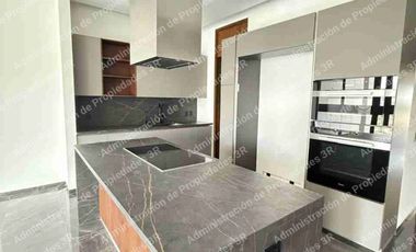 Exclusividad y Sofisticación en la Cúspide de la Zona Diamante: Torre 4000, West Point