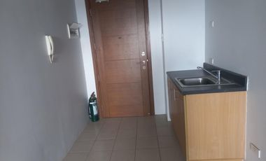 Unfurnished Studio Unit for Lease or Sale @ OAP