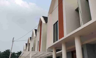 Rumah 2 lantai ready stock 4 unit, jatisampurna, bekasi