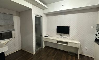 Apartemen Green Lake Sunter 2BR+ studio Connecting 64m furnish interior, view danau, hadap selatan