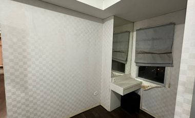 Apartemen Green Lake Sunter 2BR+ studio Connecting 64m furnish interior, view danau, hadap selatan
