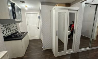 Apartemen Green Lake Sunter 2BR+ studio Connecting 64m furnish interior, view danau, hadap selatan