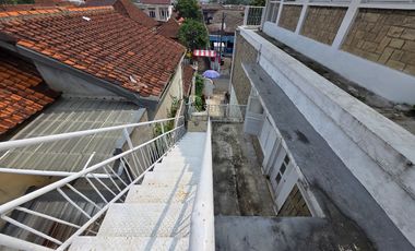Dijual Ruang Usaha 3 Lantai SHM di Ciwaringin, Jantung Bogor Tengah