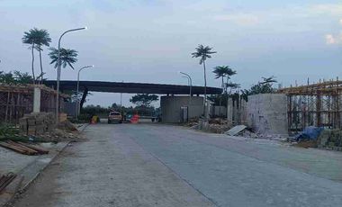 RUMAH CASLANO 10 X 18