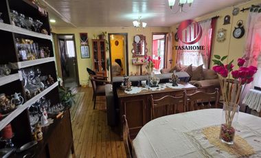 Venta de casa de dos pisos, 5 hab, 3 baños, Cerro Alegre, Valparaíso