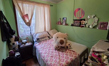Venta de casa de dos pisos, 5 hab, 3 baños, Cerro Alegre, Valparaíso