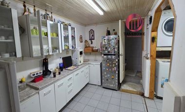 Venta de casa de dos pisos, 5 hab, 3 baños, Cerro Alegre, Valparaíso