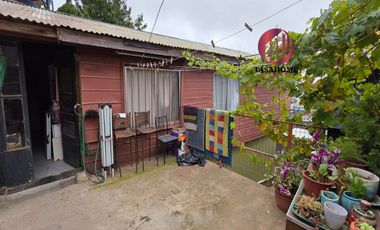 Venta de casa de dos pisos, 5 hab, 3 baños, Cerro Alegre, Valparaíso
