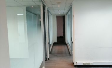ARRIENDO  Oficina de 466,20 m2, Metro Pedro de Valdivia