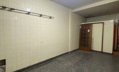 CASA DE 6 AMBIENTES