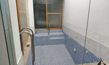 Departamento Amoblado En Alquiler Con Piscina Y Cochera – Urb. Santa María
