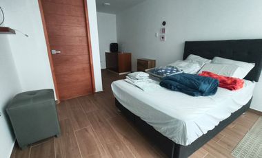Departamento Amoblado En Alquiler Con Piscina Y Cochera – Urb. Santa María