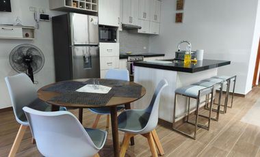 Departamento Amoblado En Alquiler Con Piscina Y Cochera – Urb. Santa María