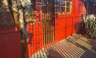 Arriendo casa en Carlos Pezo Veliz/Herfanos/Nueva Imperial