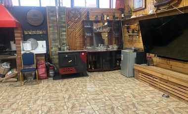 Se vende casa con quincho y 4 dormitorios San Pablo