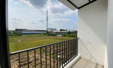 Rumah Baru 2 Lantai di Sapen Mojolaban Free SHM dekat UNS dan Tol Karanganyar